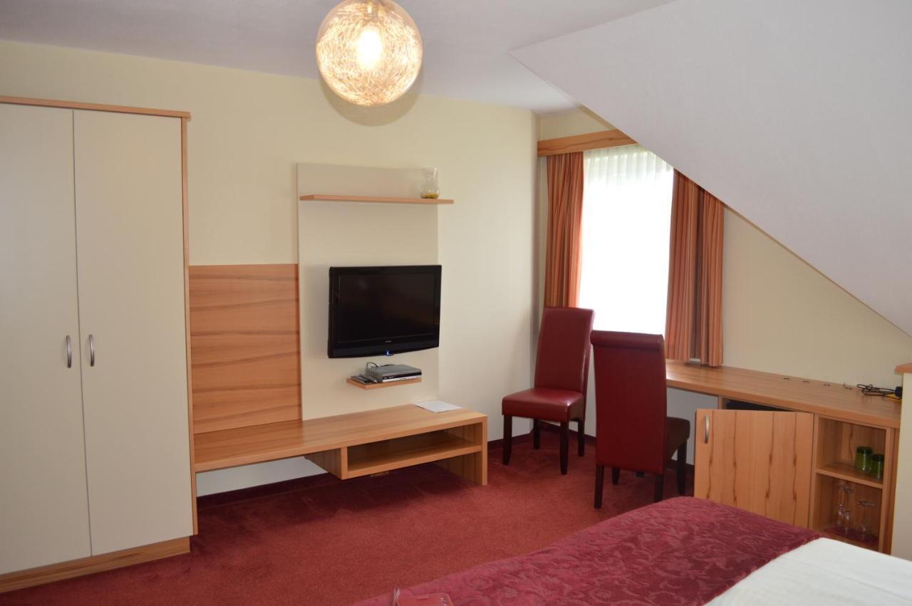 Fruehstueckspension Krump Bad Waltersdorf Room photo